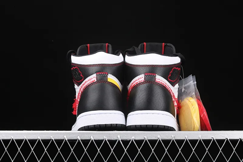 All categories Air Jordan Jordan series basketball shoes Air Jordan 1 High Air Jordan 1 "Dynamic Yellow" AJ1 black and white contrast stitching hook basketball shoes CD6579-071